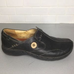 Clarks UN Loop black structured clogs SZ 7.5 M